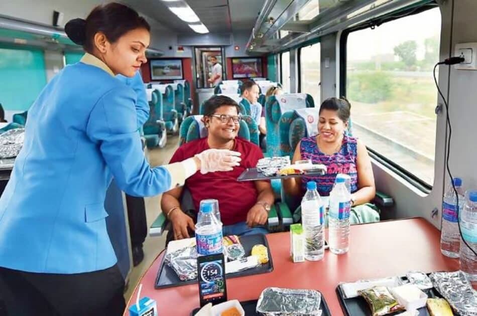From Delhi: Taj Mahal and Agra Full-Day Tour by Fast Train - Photo 8