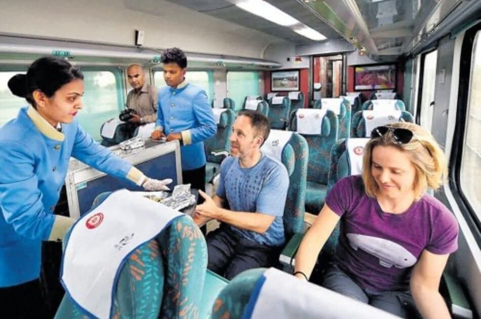 From Delhi: Taj Mahal and Agra Full-Day Tour by Fast Train - Photo 9