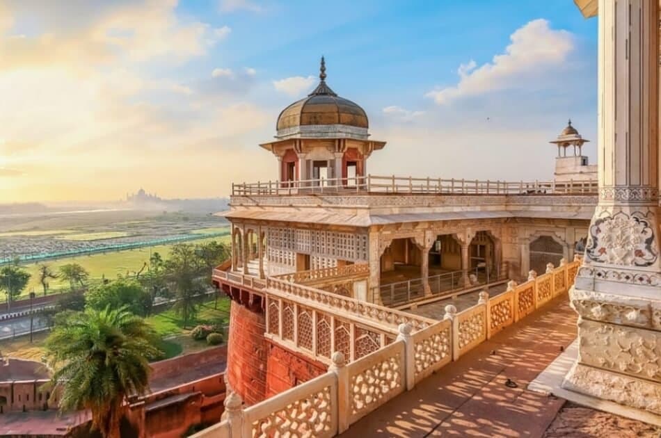From Delhi: Taj Mahal and Agra Full-Day Tour by Fast Train - Photo 5