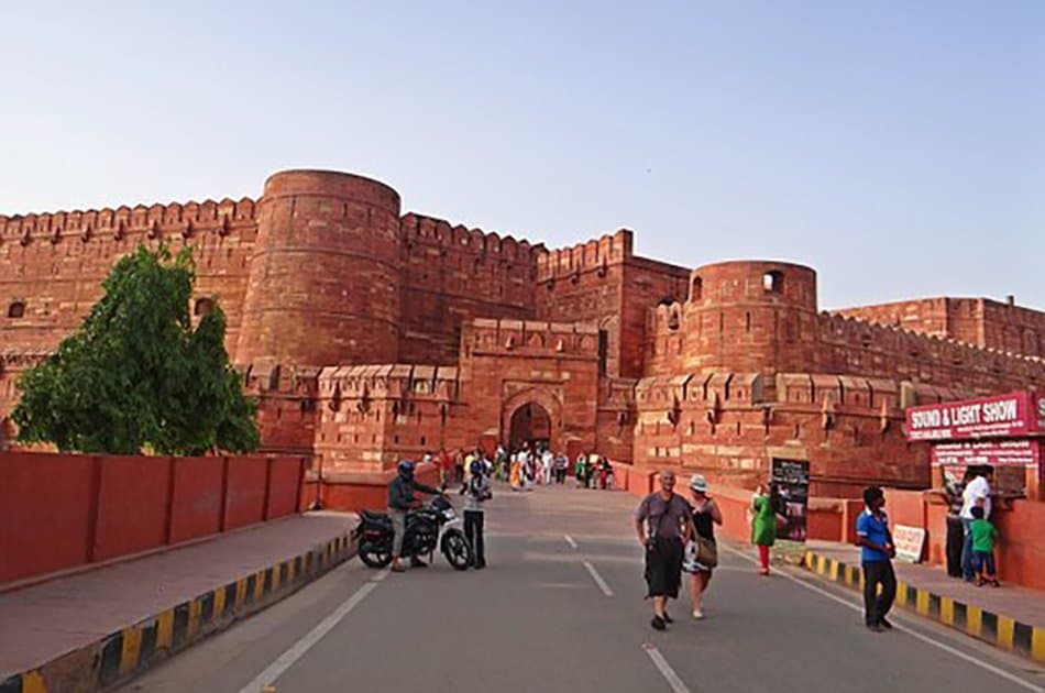 Memorable Experience Taj Mahal and Agra Fort Private Tour Including Lunch and Entrance Tickets - Photo 3