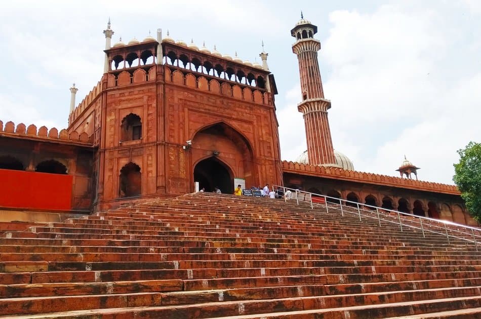 OLD DELHI HERITAGE WALK AND LOCAL MARKET TOUR - Photo 4