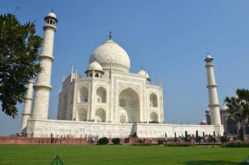 Private Full Day Taj Mahal & Fatehpur Sikri Tour from Delhi By Car - Photo 4