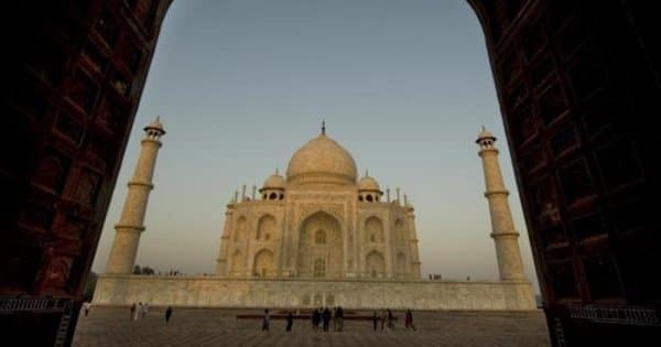 Private Full Day Taj Mahal & Fatehpur Sikri Tour from Delhi By Car - Photo 1
