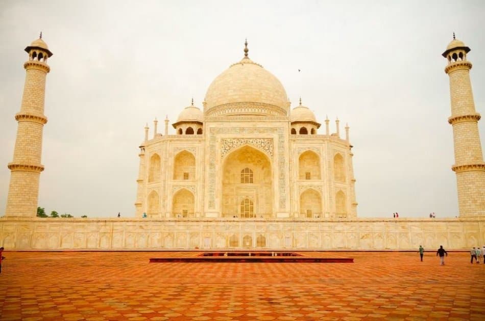 Private Full-Day Tour of Taj Mahal and Agra Fort from Delhi - Photo 2
