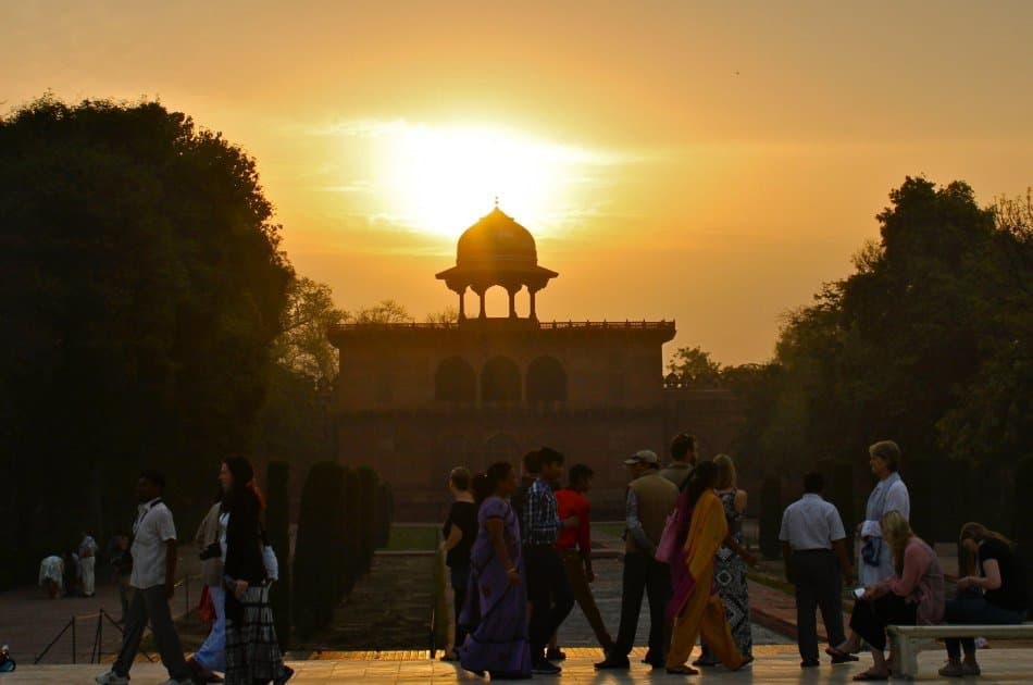 Private Sunrise Tour of Taj Mahal From Delhi - Photo 8