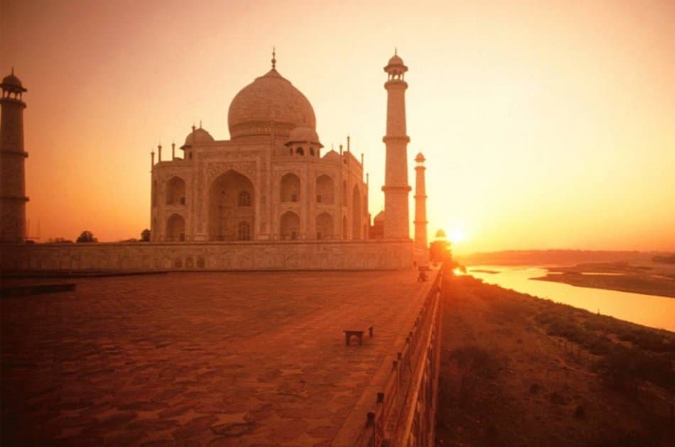 Private Sunrise Tour of Taj Mahal From Delhi - Photo 4