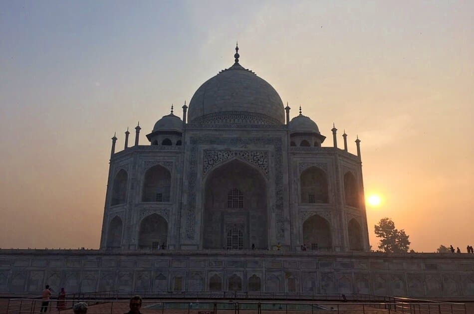 Taj Mahal Sunrise Tour From Delhi By Car - 11 hours - Photo 12