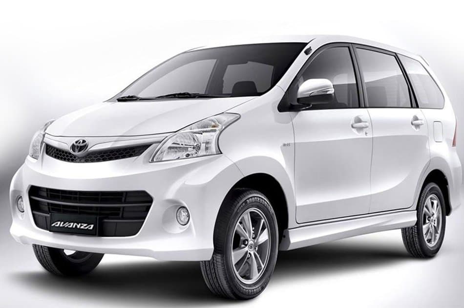 10 Hour Avanza Car Rental With Driver - Photo 2