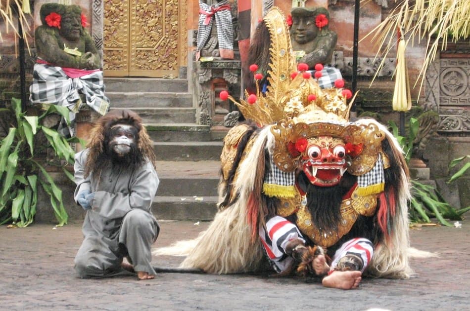 Bali's Mount Batur, Barong Dance, & Penglipuran Village Tour - Photo 8