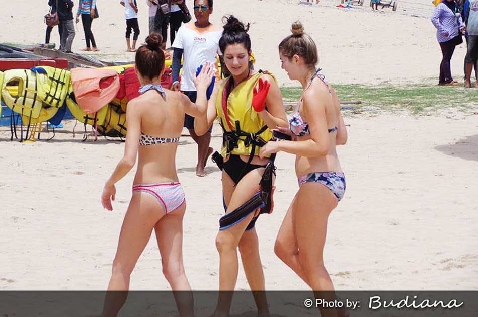 Half Day 3 in 1 - Parasailing, Turtle Conservation Island and Glass Bottomed Boat Nusa Dua Tour - Photo 8