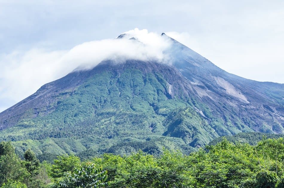 Hiking to Mt. Merapi Slopes from Yogyakarta - Photo 3