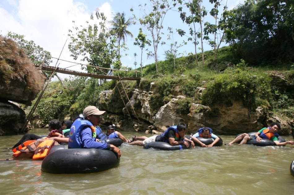 Jomblang Cave - Pindul Cave and Oyo River Tubing Tours Yogyakarta - Photo 8
