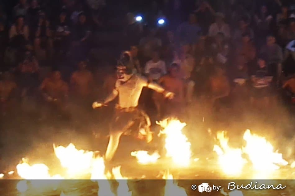 Kecak & Hanoman Fire Dance Show - Photo 26
