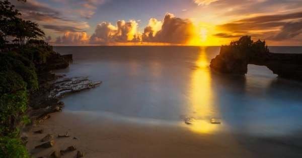 Taman Ayun, Tanah Lot Temple and Sunset - Photo 1