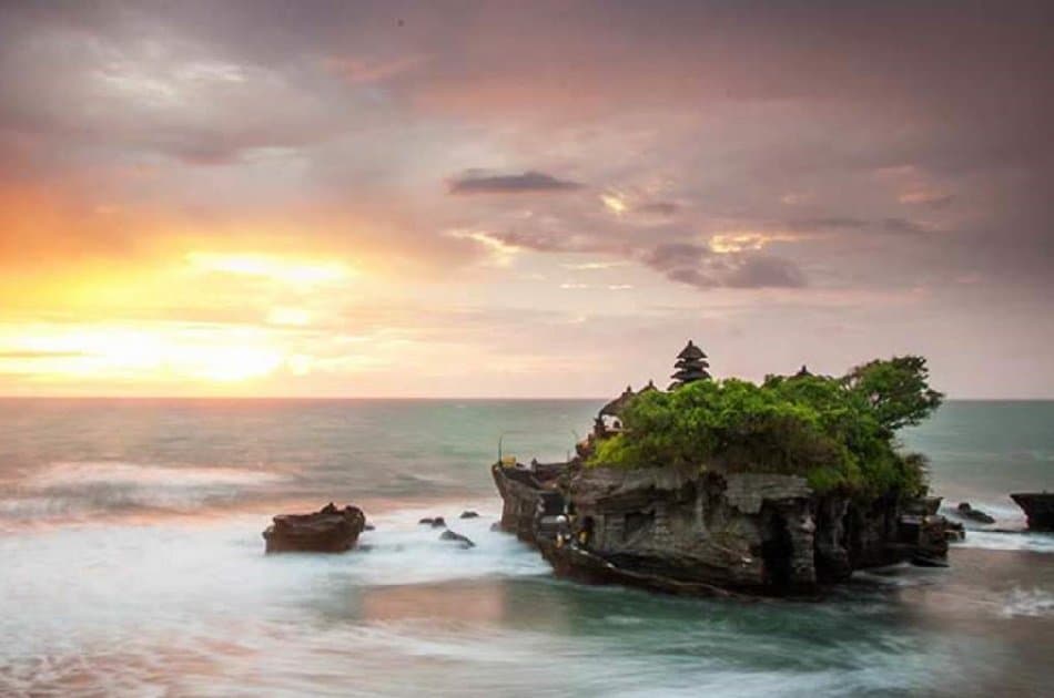 The Spectacular Tanah Lot Sunset View Private Tour- Bali - Photo 5