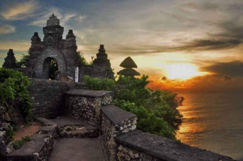Uluwatu Sunset Tour Bali - Photo 4