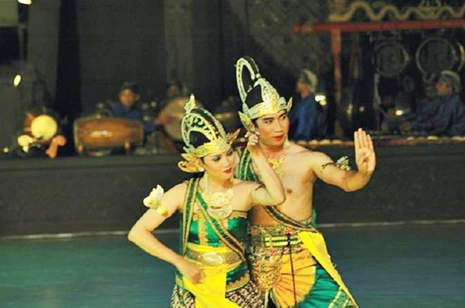 Yogyakarta Dinner with Ramayana Ballet Performance at Prambanan Temple - Photo 4