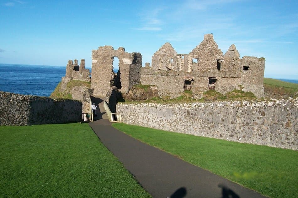 Giants Causeway Fully Guided Group Experience - Photo 3