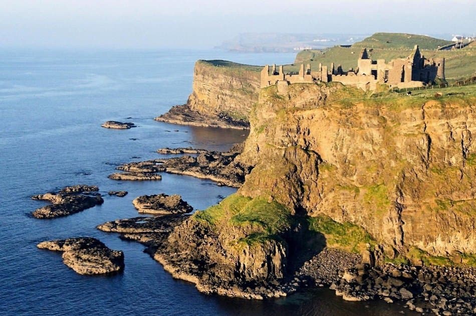 Giants Causeway Fully Guided Group Experience - Photo 2