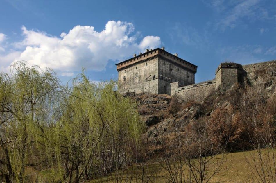 Aosta Valley Medieval Castles + Lunch in a Farm - Photo 2