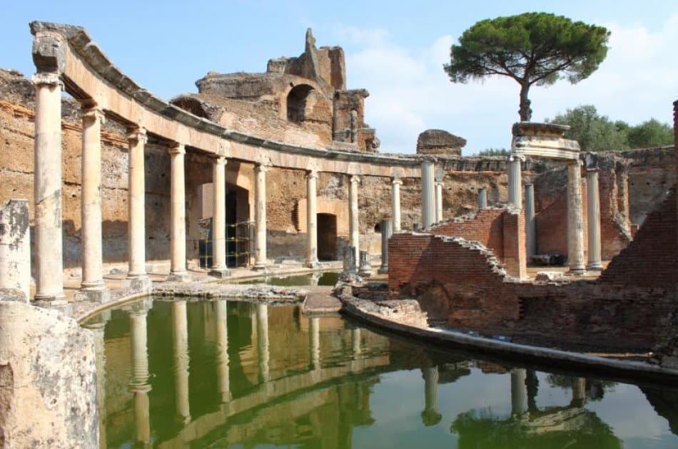 Become Mesmerized With the Villas of Tivoli With a Group Tour - Photo 2