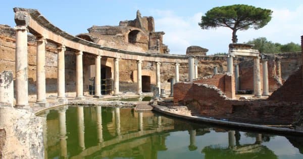 Become Mesmerized With the Villas of Tivoli With a Group Tour - Photo 1
