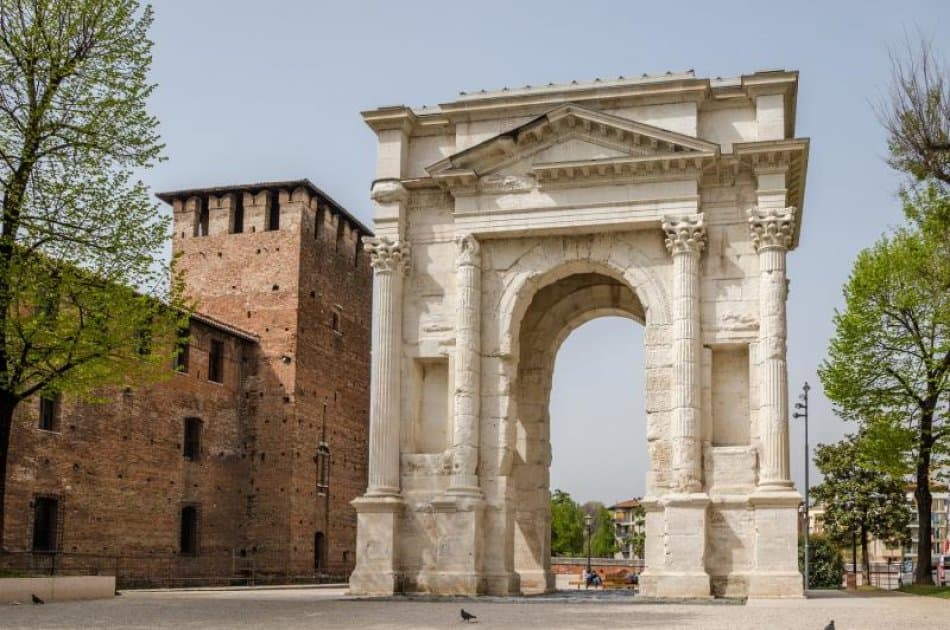 Best of Verona - Arena and Walking Tour of Verona - Photo 9