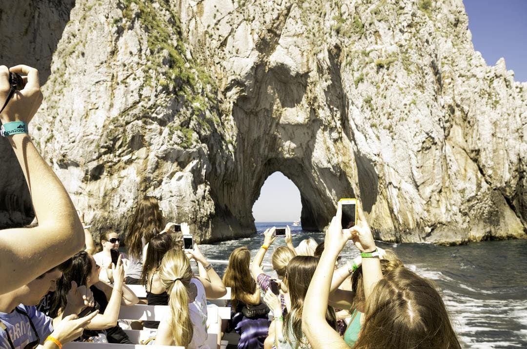 Boat Tours to and from Capri