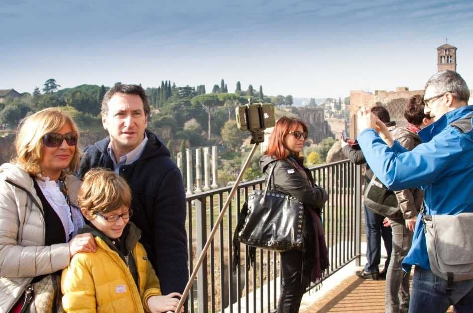 Colosseum Group Tour With Special Gladiator's Gate - Photo 4