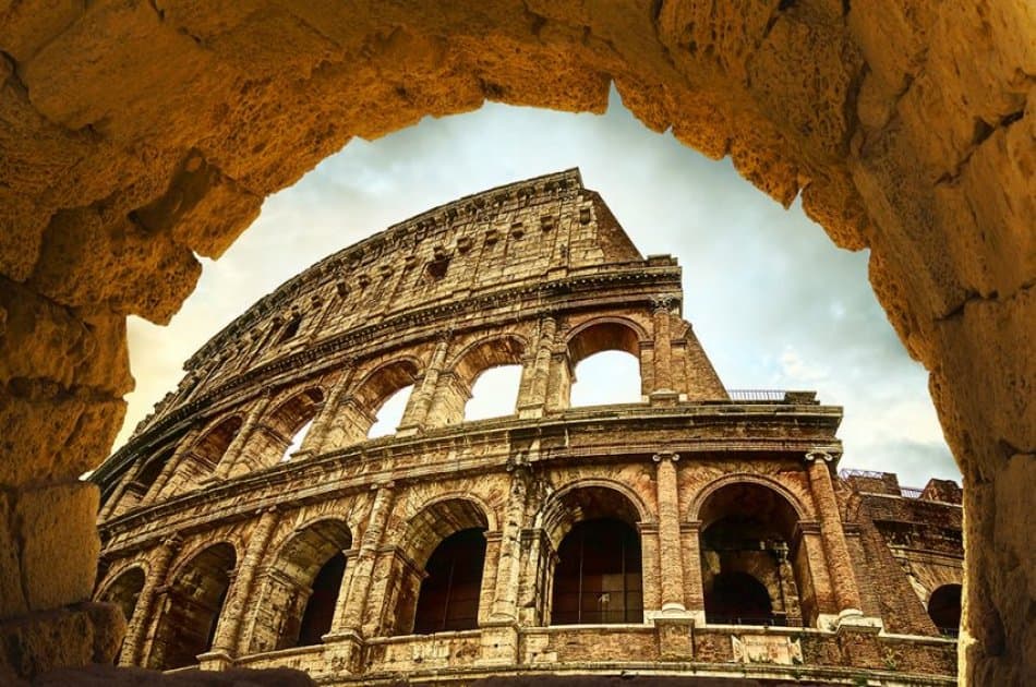 Colosseum, Roman Forum and Palatine Hill - Photo 2
