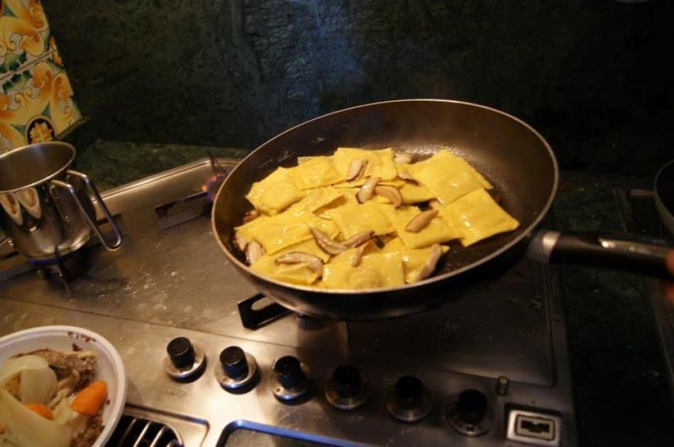 Exclusive Cooking Lesson & Grocery Tour - Photo 4