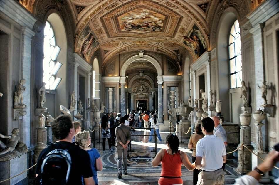 Exclusive First Entrance to Sistine Chapel - Photo 7