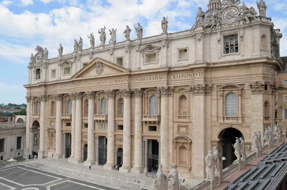 Fall Into History and Explore the Vatican Museums & Underground Rome All in 1 Day - Photo 10