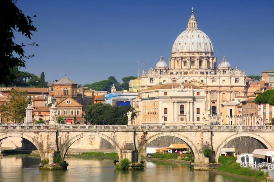 Fall Into History and Explore the Vatican Museums & Underground Rome All in 1 Day - Photo 2