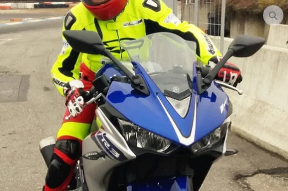 Full Day On a Thrilling Motorcycle Racing Course - Photo 2