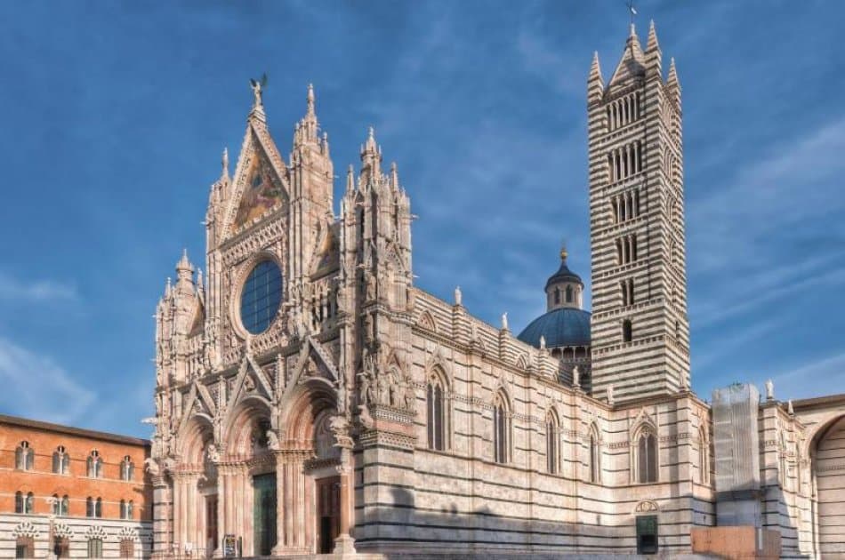 Guided Walking Tour of beautiful Siena - Photo 3
