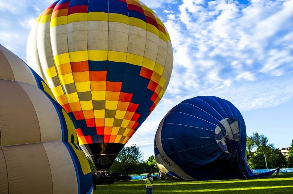 Hot Air Balloon Ride in Piedmont Italy - Photo 8