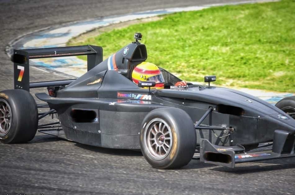 Milan Formula Racing Course and Laps With a Ferrari - Photo 4