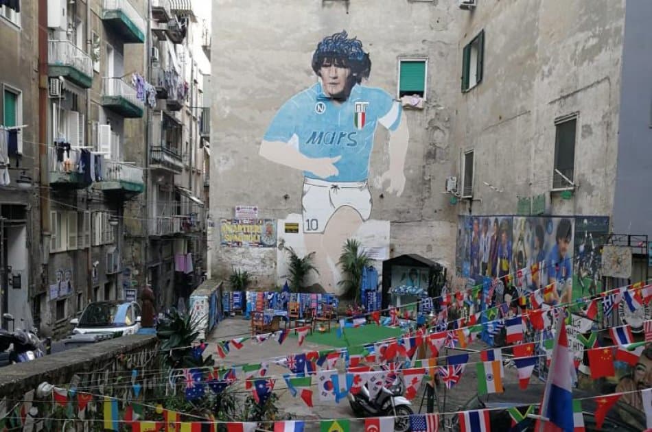 Nápoles y su ídolo, Diego Armando Maradona - Photo 9