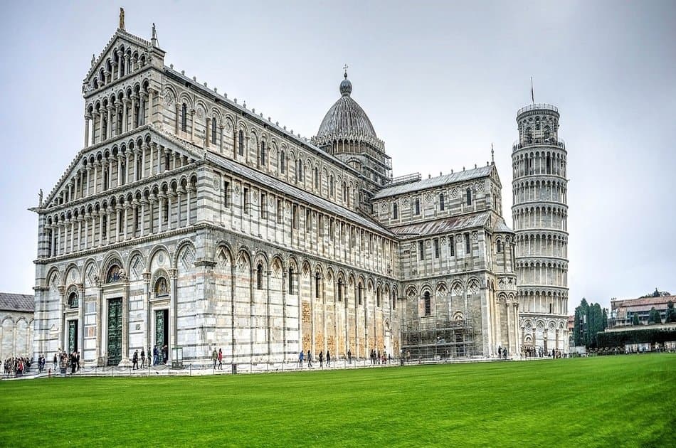 Private Driver in Tuscany - Full Day Tour including Pisa and Florence - Photo 3