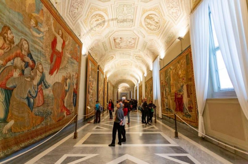 Semi-private Vatican Museums & Sistine Chapel Tour - Photo 8