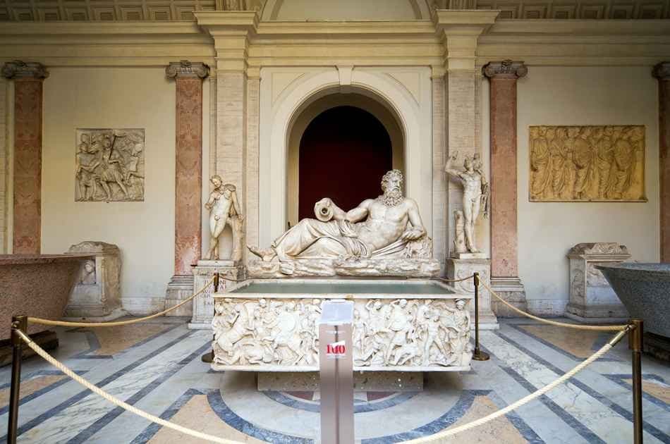 Sistine Chapel & Vatican Museums Early Entrance - Photo 4