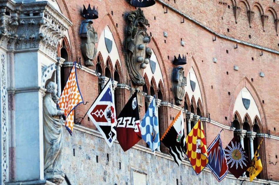 Special Event: Siena' s Palio Horse Race - Photo 9