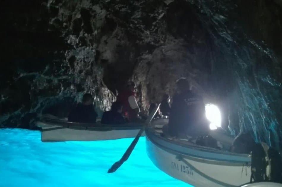 Take the Day to Explore Capri Island and Blue Grotto - Photo 5
