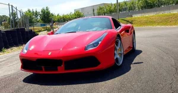 Test Drive a Ferrari 488 In Milan - Photo 1