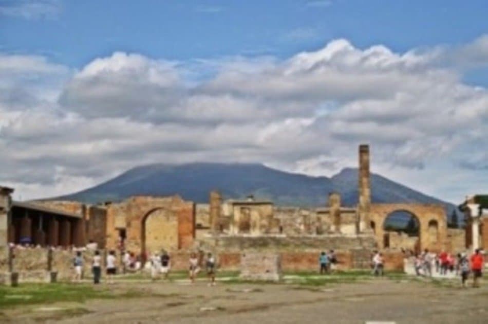 Tour to Pompei and Mt. Vesuvio and wine teasting - Photo 4