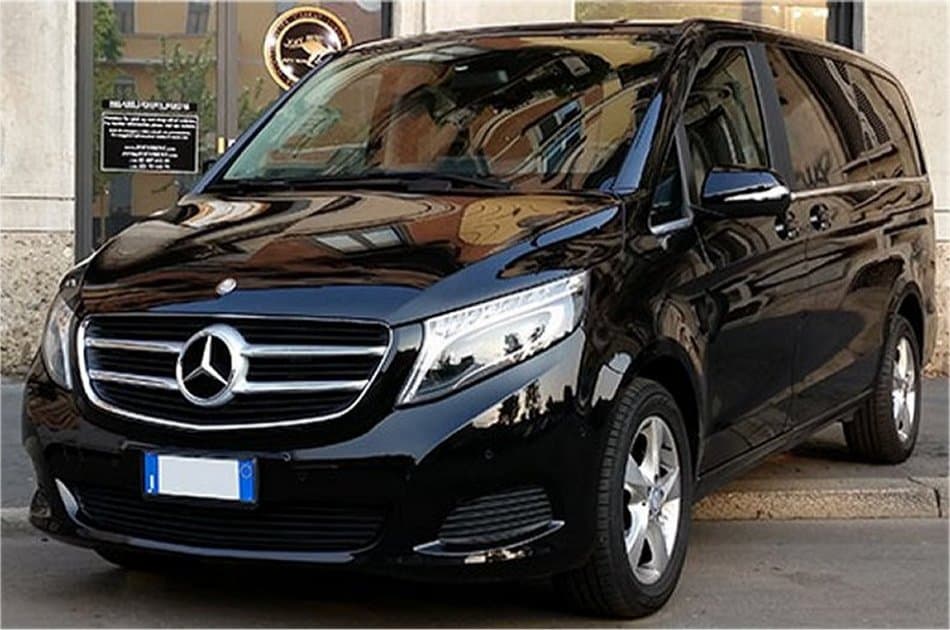 Venice Airport Private Arrivals Transfer by Minivan - Photo 6