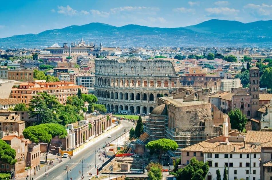 Your Essential Pass Around the Eternal City - Photo 4