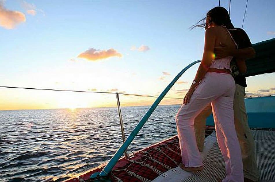 4 Hour Catamaran SB Tour (up to 40 people) - Photo 2