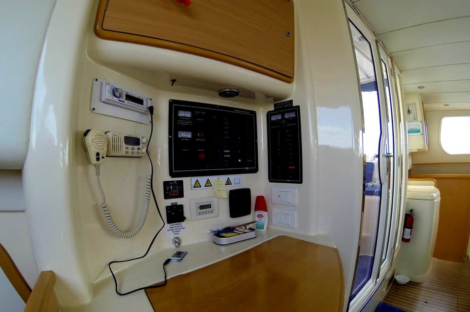4 Hour Isla Mujeres 42 Feet Deluxe Catamaran Tour (up to 30 people) - Photo 4